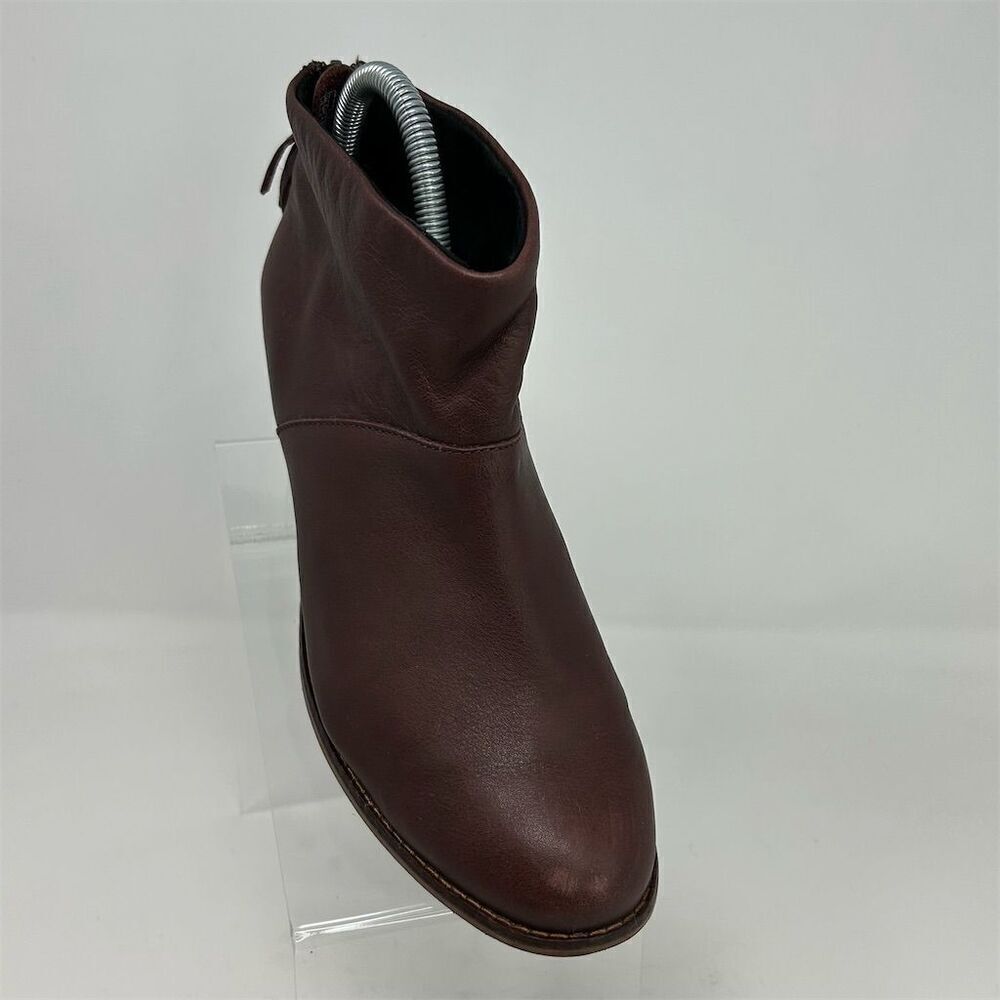 TOMS Leila Burgundy Red Leather Heel Ankle Booties Size 8 Back Zip Tassel - Picture 2 of 12